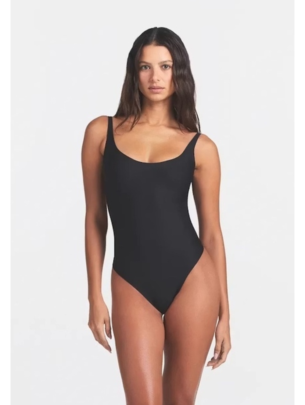 Skims Body Scoop Low Back Thong Bodysuit Color ONYX Size Medium